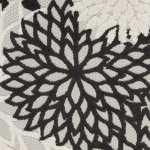 8' Black And White Indoor Outdoor Runner Rug