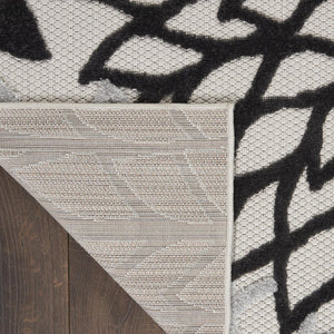 3' X 4' Black And White Indoor Outdoor Area Rug