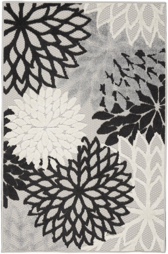 3' X 4' Black And White Indoor Outdoor Area Rug