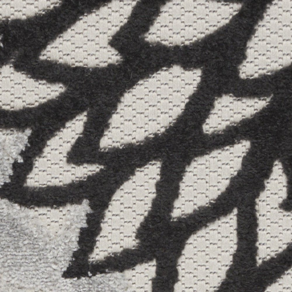 3' X 4' Black And White Indoor Outdoor Area Rug