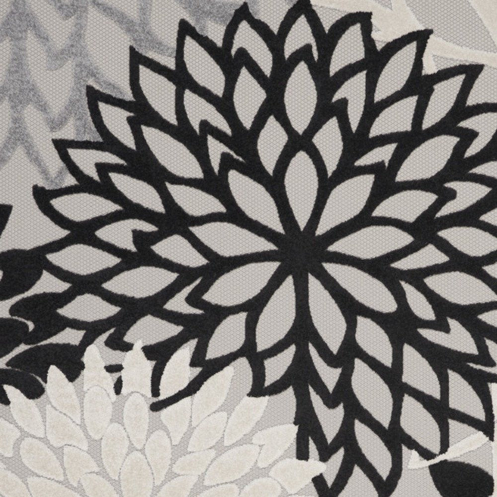 10' X 13' Black And White Floral Indoor Outdoor Area Rug