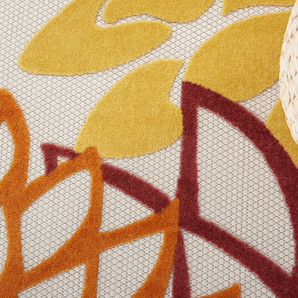 8' X 8' Red And Ivory Indoor Outdoor Area Rug