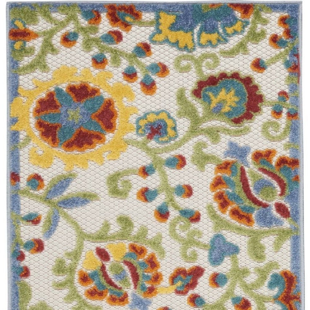 8' Green And Ivory Indoor Outdoor Runner Rug