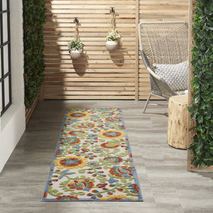 8' Green And Ivory Indoor Outdoor Runner Rug