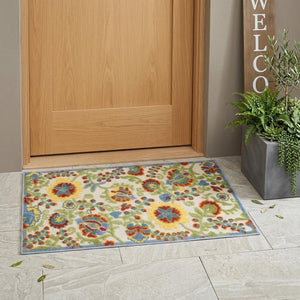 3' X 4' Green And Ivory Indoor Outdoor Area Rug