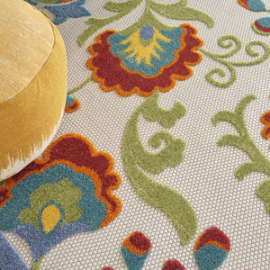 10' X 13' Green And Ivory Indoor Outdoor Area Rug