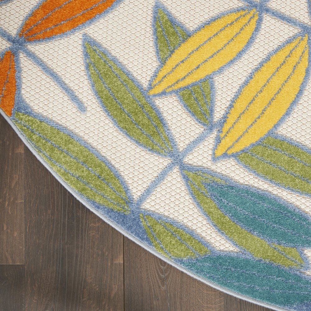 8' X 8' Ivory And Blue Round Indoor Outdoor Area Rug