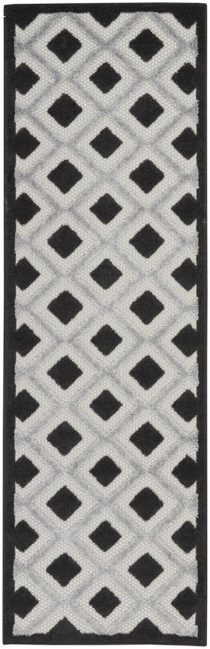 8' Black And White Indoor Outdoor Runner Rug