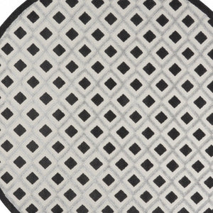 8' X 8' Black And White Round Indoor Outdoor Area Rug