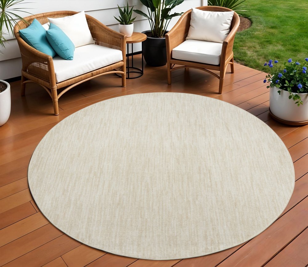 8' X 8' Beige And Ivory Round Indoor Outdoor Area Rug