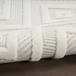 5' X 7' Ivory Indoor Outdoor Area Rug