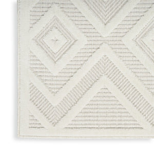 5' X 7' Ivory Indoor Outdoor Area Rug