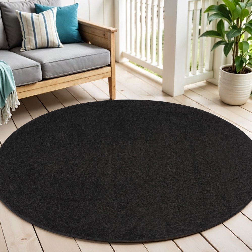 4' Black Round Indoor Outdoor Area Rug
