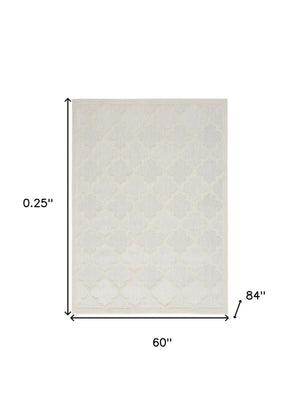 5' X 7' Ivory Indoor Outdoor Area Rug