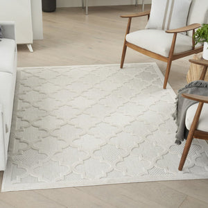 5' X 7' Ivory Indoor Outdoor Area Rug