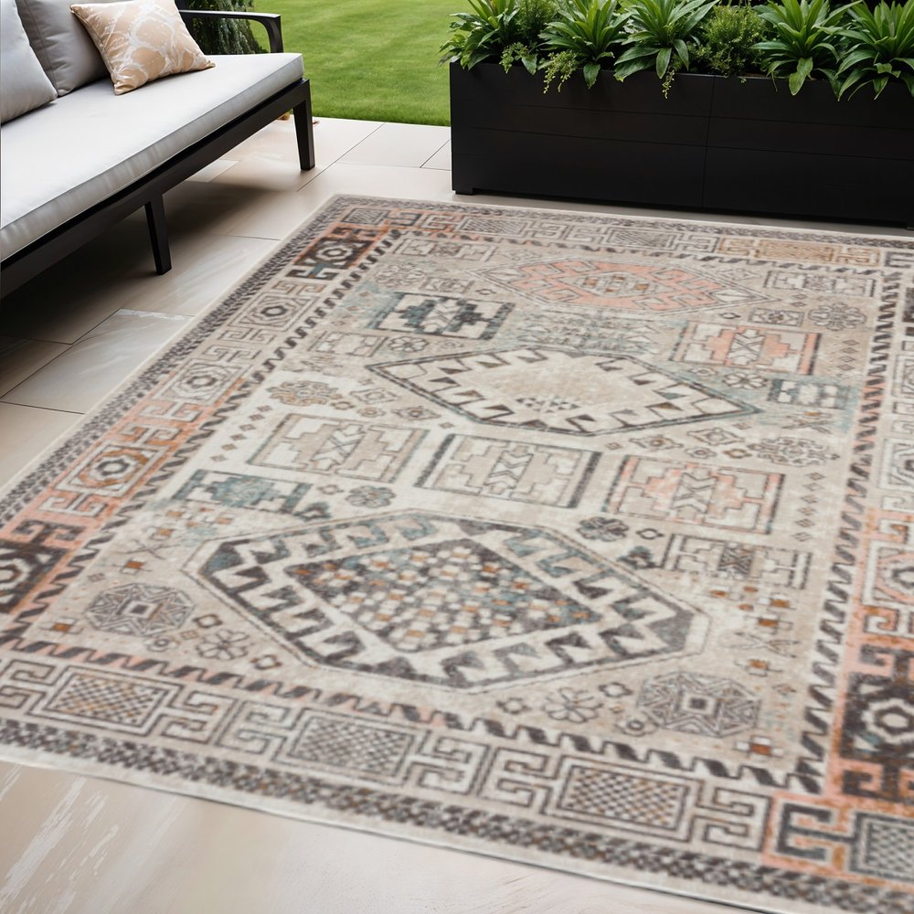 5' X 8' Cream Indoor Outdoor Area Rug