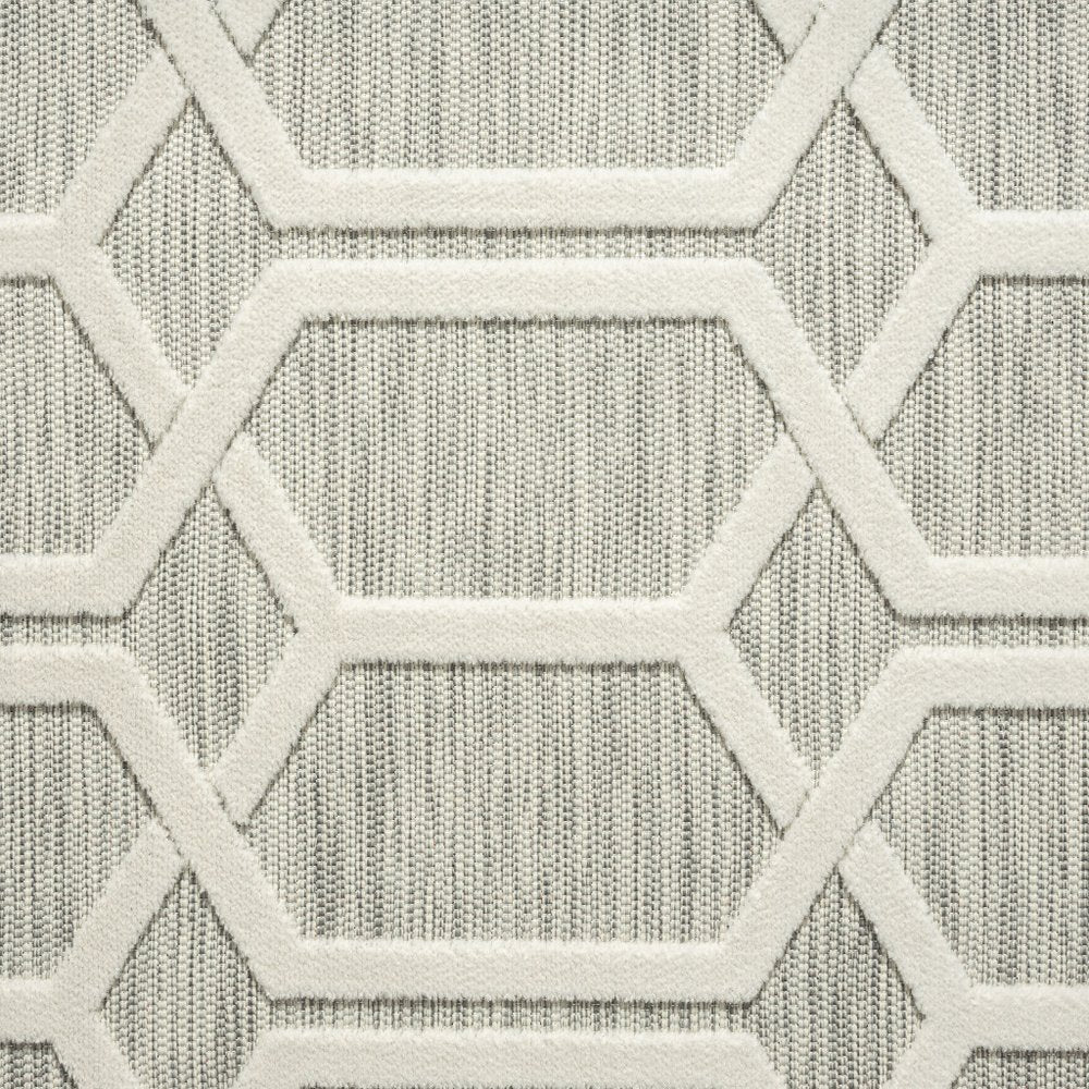 8' X 10' Gray And Ivory Indoor Outdoor Area Rug