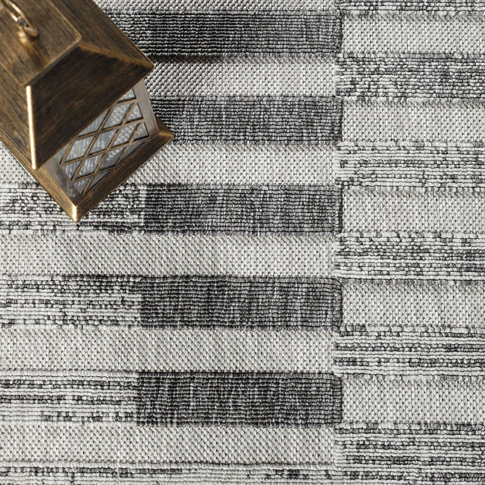 6' X 9' Grey Striped Stain Resistant Non Skid Indoor Outdoor Area Rug