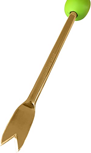 Titanium Dandelion Weeder by Garden Guru