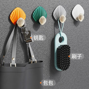 4pcs Creative Shell Shape Wall Hanging Hook Punch-free Strong Adhesive Hook Bathroom Kitchen Wall-mounted Seamless Sticky Hook  Shell Hook Non-Punching Strong Adhesive Adhesive Hook Bearing Door Behind Wall Bathroom Kitchen Key Holder