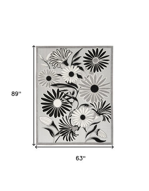 5' X 8' Black And White Floral Stain Resistant Non Skid Area Rug