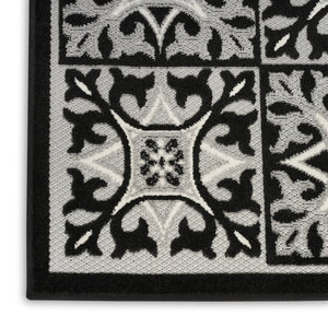 6' X 9' Black And White Fleur De Lis Stain Resistant Non Skid Area Rug