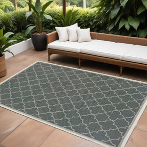7' X 10' Gray and Ivory Geometric Stain Resistant Indoor Outdoor Area Rug