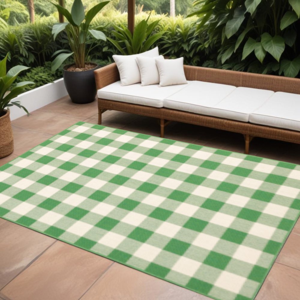 7' X 10' Green and Ivory Geometric Stain Resistant Indoor Outdoor Area Rug