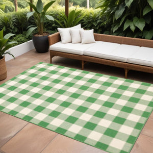 7' X 10' Green and Ivory Geometric Stain Resistant Indoor Outdoor Area Rug
