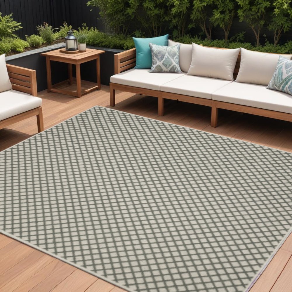 7' X 9' Beige Geometric Stain Resistant Indoor Outdoor Area Rug