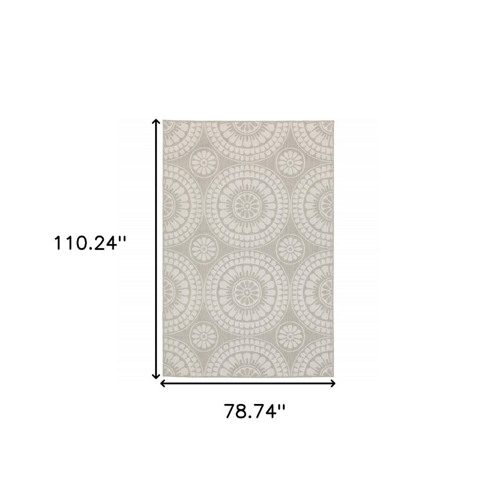 7' X 9' Gray and Ivory Geometric Stain Resistant Indoor Outdoor Area Rug
