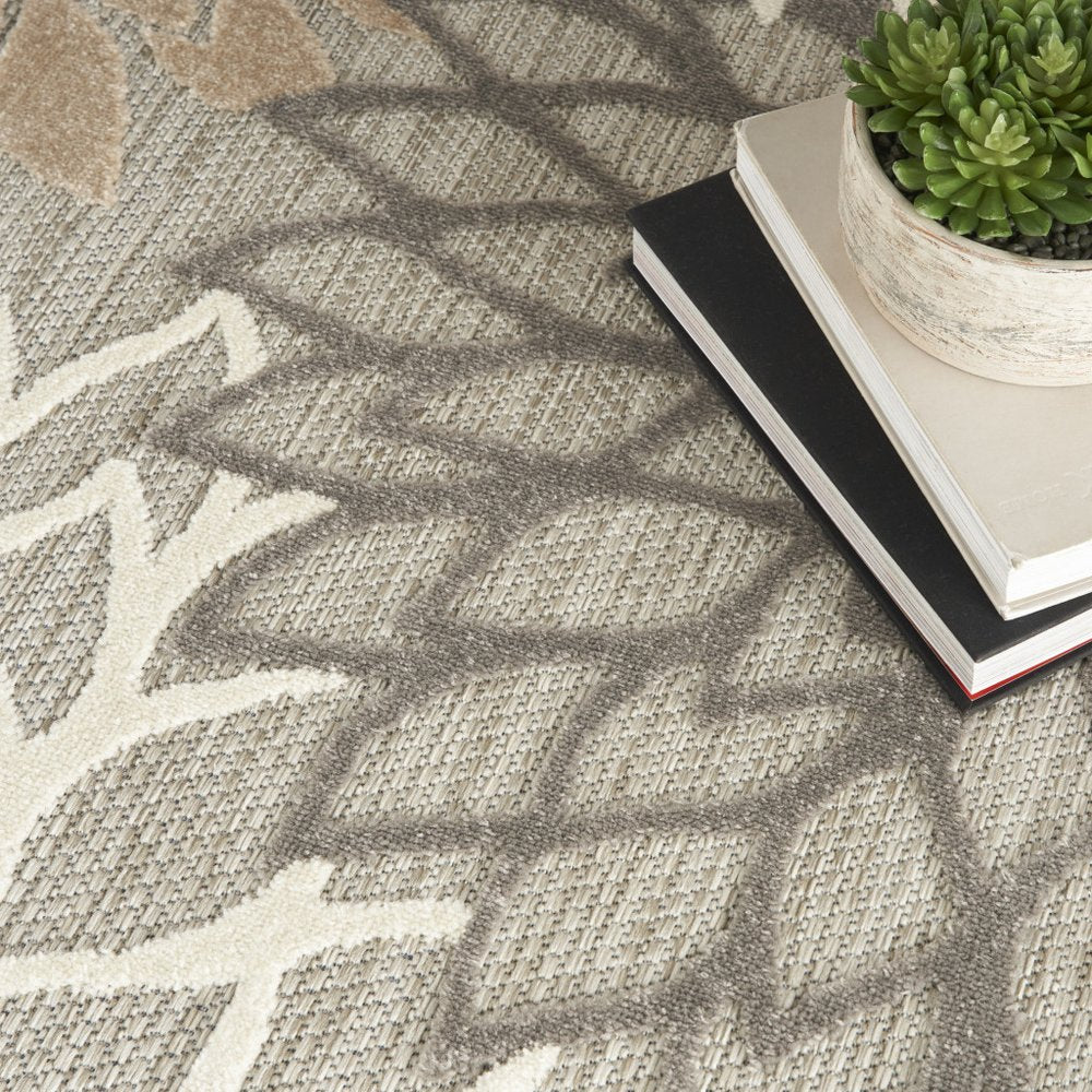 12' X 15' Gray And Ivory Indoor Outdoor Area Rug