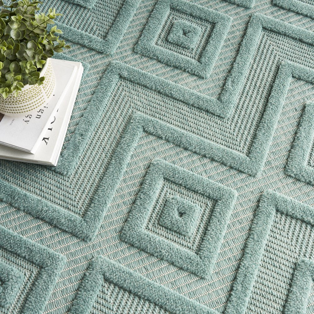7' X 10' Aqua Indoor Outdoor Area Rug