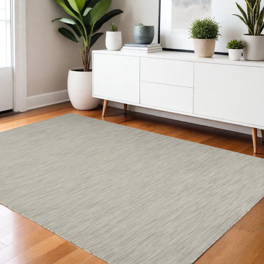 4' X 6' Gray Power Loom Area Rug