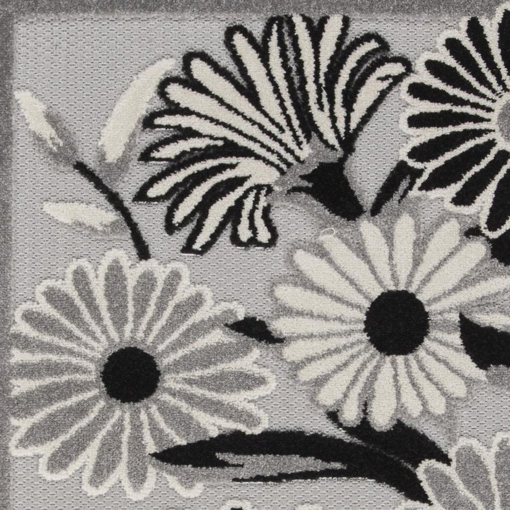 3' X 4' Black and White Floral Indoor Outdoor Area Rug