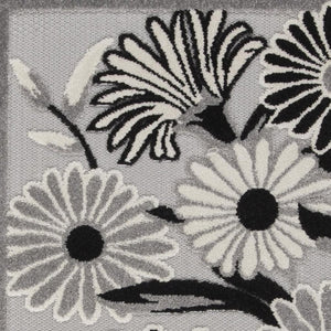 3' X 4' Black and White Floral Indoor Outdoor Area Rug