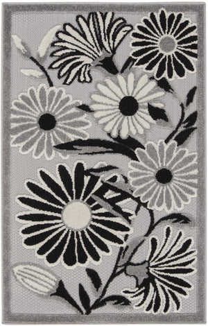 3' X 4' Black and White Floral Indoor Outdoor Area Rug