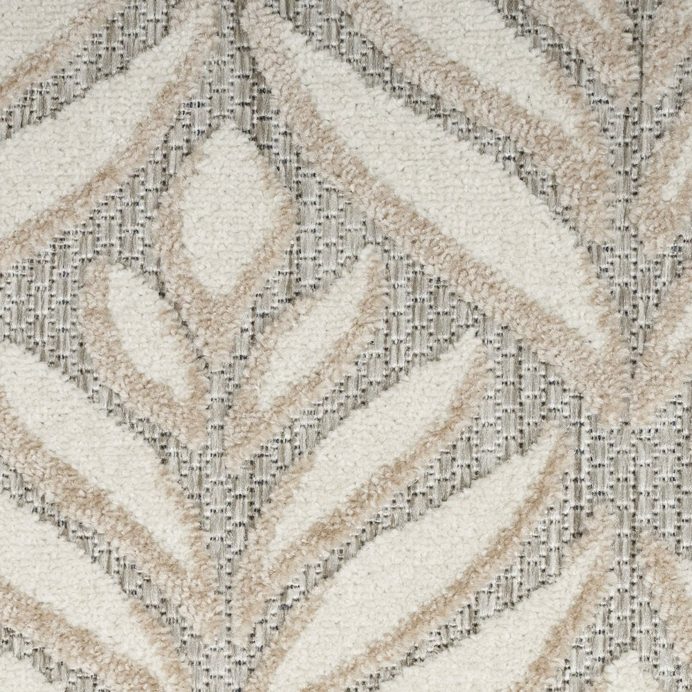 8' Gray and Ivory Round Floral Indoor Outdoor Area Rug