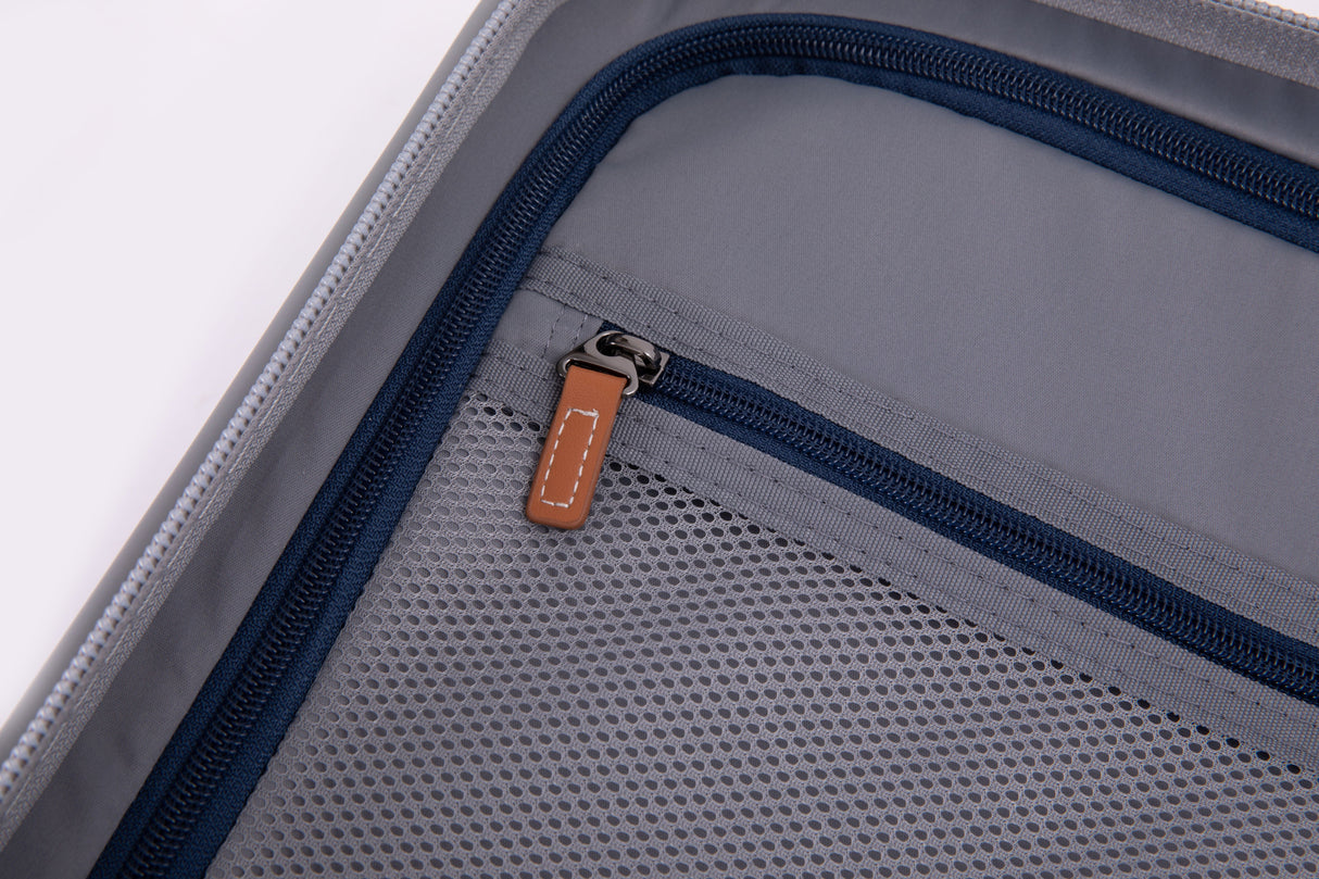 24" Luggage Lightweight Suitcase Tsa Lock USB Port Luggage Wheel by Couch.com