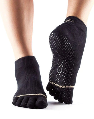 toesox Grip Pilates Barre Socks – Non Slip Ankle Full Toe Small Black