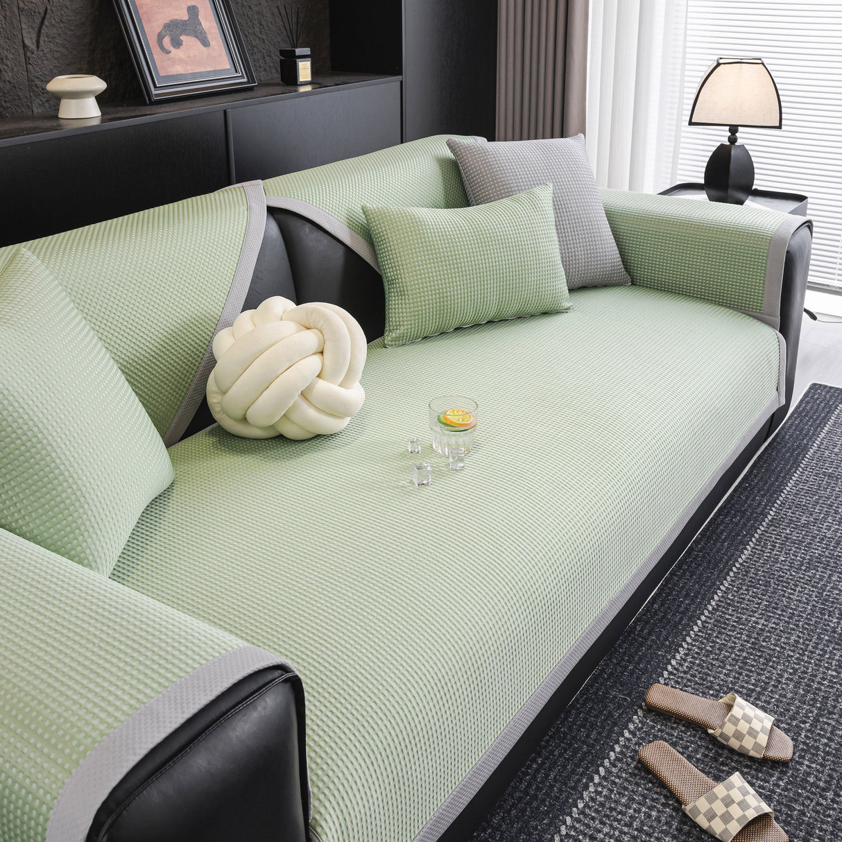 Non-Slip Cooling Breathable Couch Protector Towel, Lightweight Slipcover for Sofas