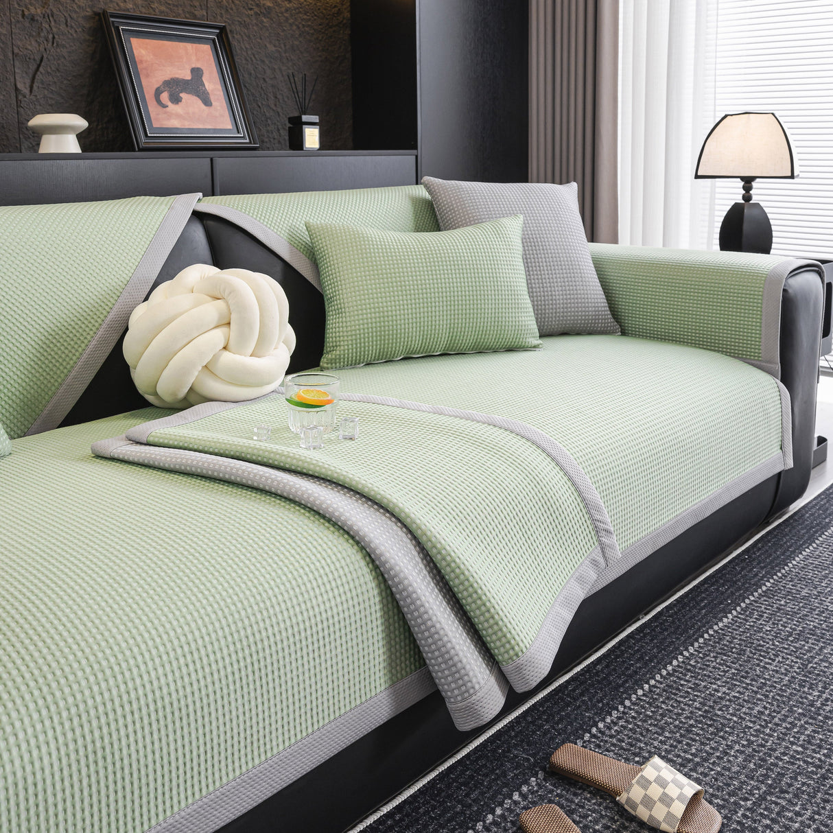 Non-Slip Cooling Breathable Couch Protector Towel, Lightweight Slipcover for Sofas