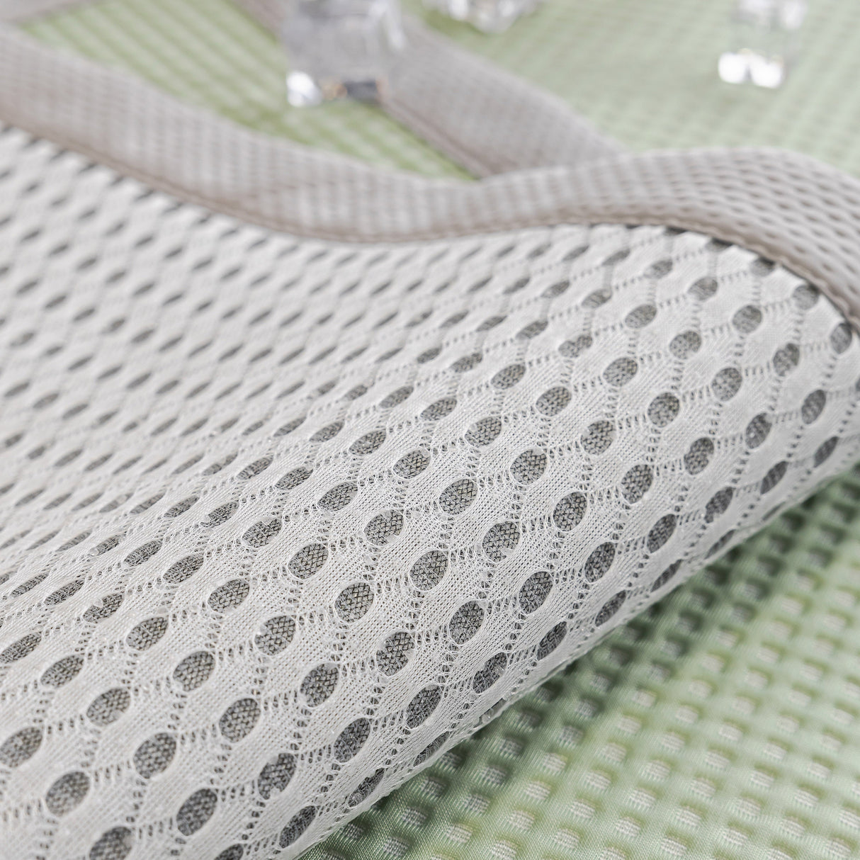 Non-Slip Cooling Breathable Couch Protector Towel, Lightweight Slipcover for Sofas