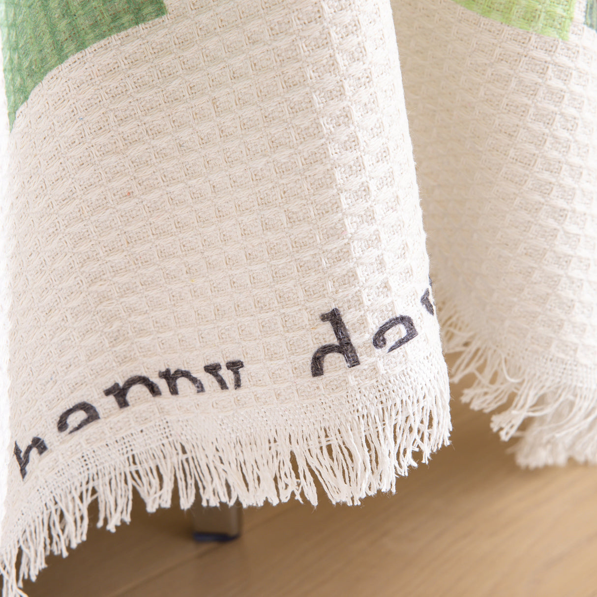 Chenille Sofa Cover Throw, Smile Couch Cover Blanket Throws for Couches, Soft Sofa Towel