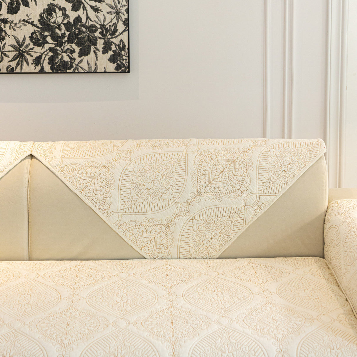 Baroque Sofa Cover – Quilted Cotton, Non-Slip, Washable with Ornate Embroidery