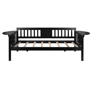 Daybed With Slat Support by Couch.com