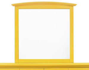 Elegant Wall Mirror by Couch.com