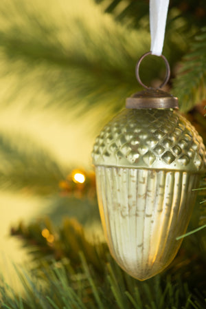 Tear Drop Ornament, Decorative Hanging Christmas Tree Ornaments For Holiday Party Decorations (Set of 12) by Couch.com