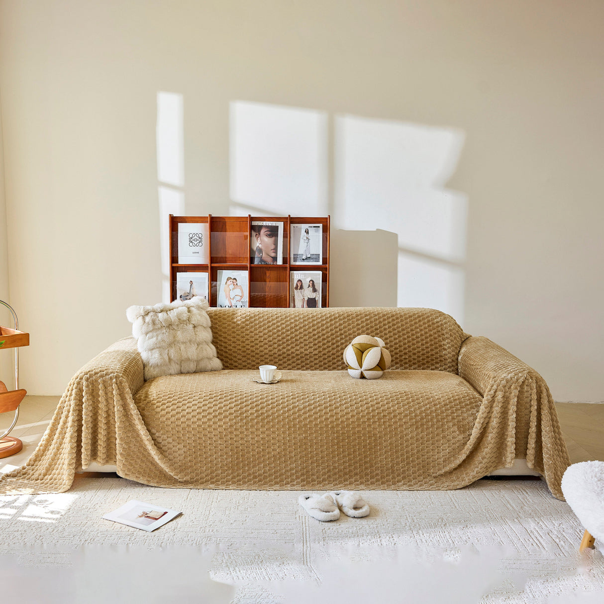 Thick Plush Non-Slip Sofa Throw Cover, Warm Soft Faux Fur Couch Protector for Winter