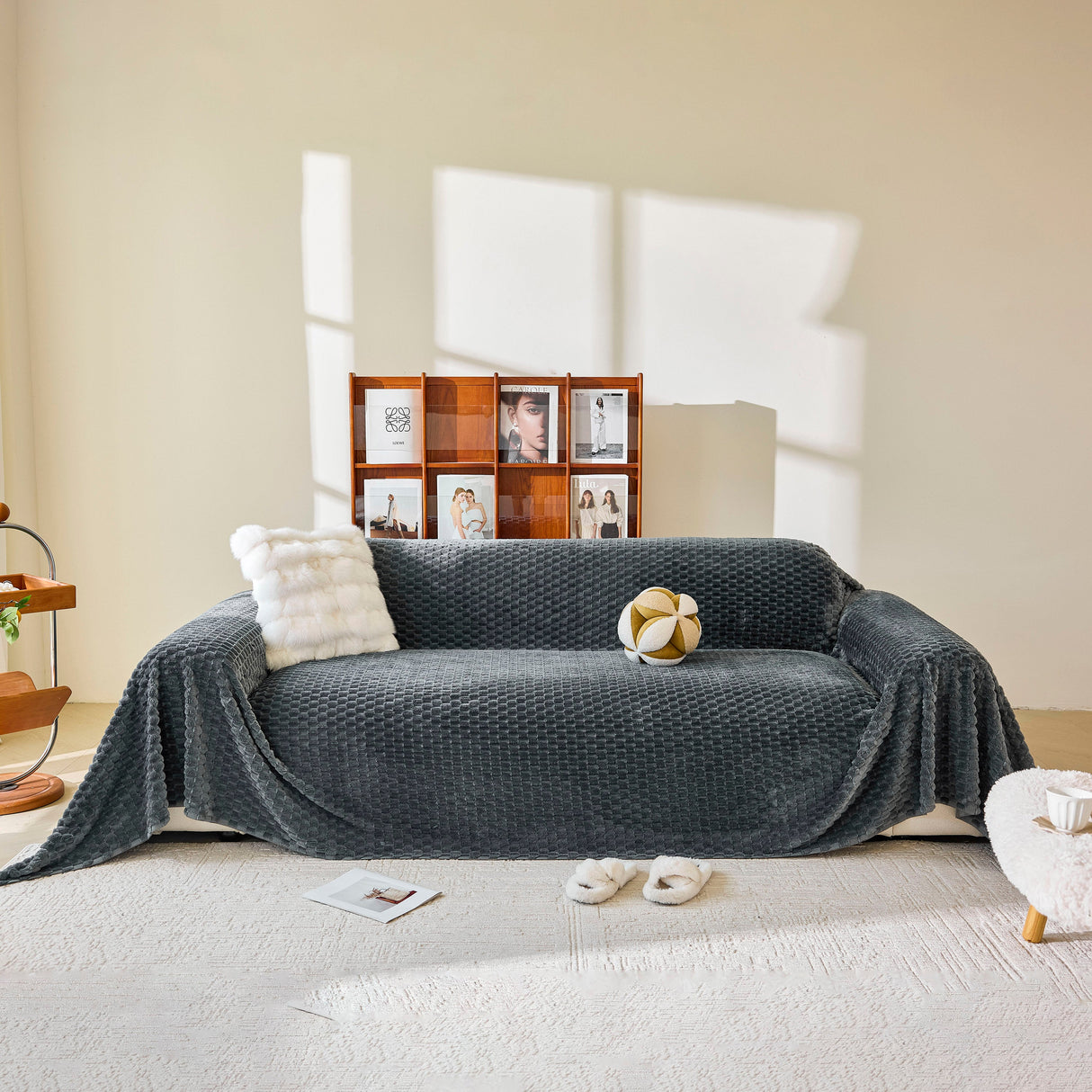 Thick Plush Non-Slip Sofa Throw Cover, Warm Soft Faux Fur Couch Protector for Winter